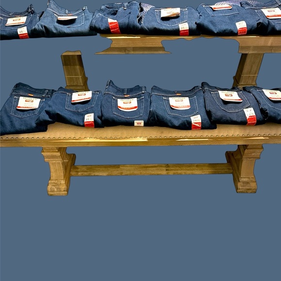 NEW-Wrangler Rustler Blue Straight Denim Jeans. Multiple Sizes - Picture 6 of 11